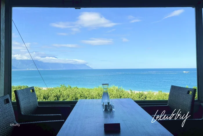 靠窗欣賞七星潭海岸-原野牧場